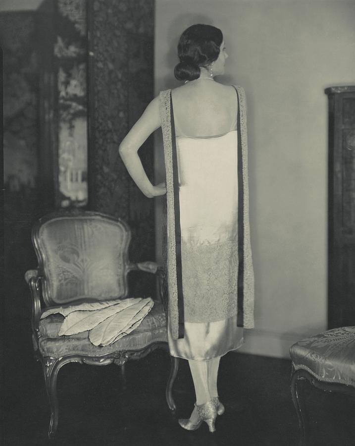 Lynn Fontane Wearing A Callot Dress Photograph by Edward Steichen