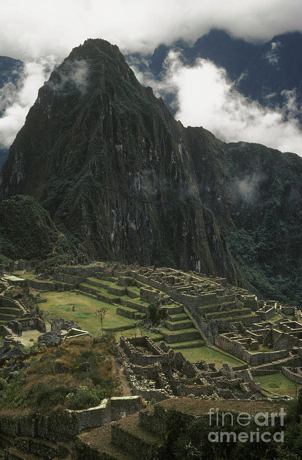 Machu Picchu Peru Photograph by Craig Lovell