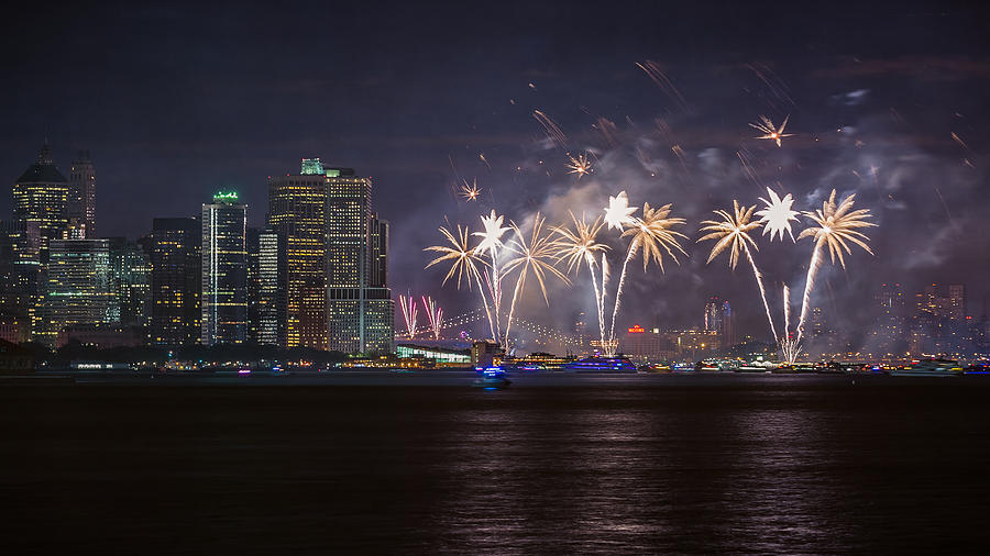 Brooklyn Bridge Photograph - Macys 4th of July Fireworks  by Eduard Moldoveanu