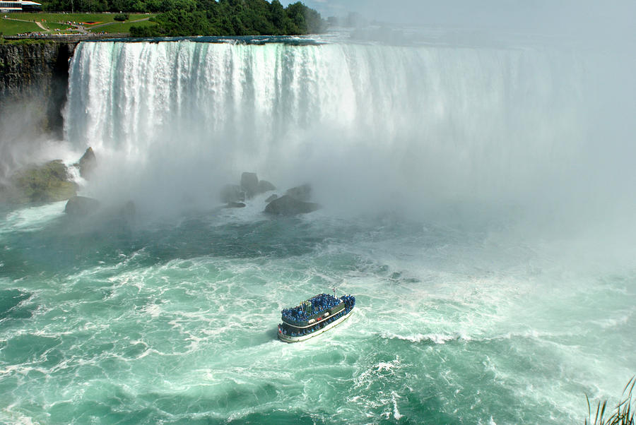 Maid Of The Mist - Canadian Falls Photograph by Wayne Sheeler