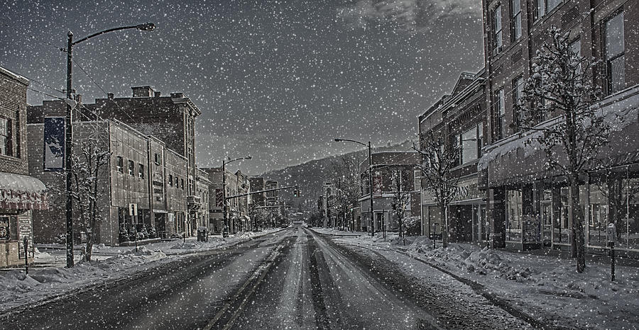 Main and Snow Photograph by Wade Aiken