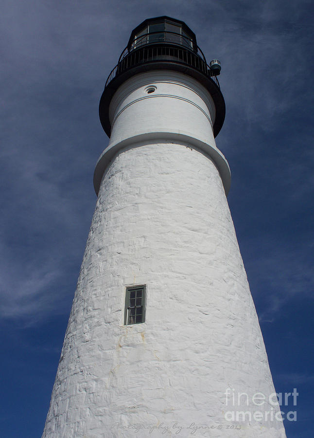 Lighthouse Photograph - Maine Lighthouse by Gena Weiser