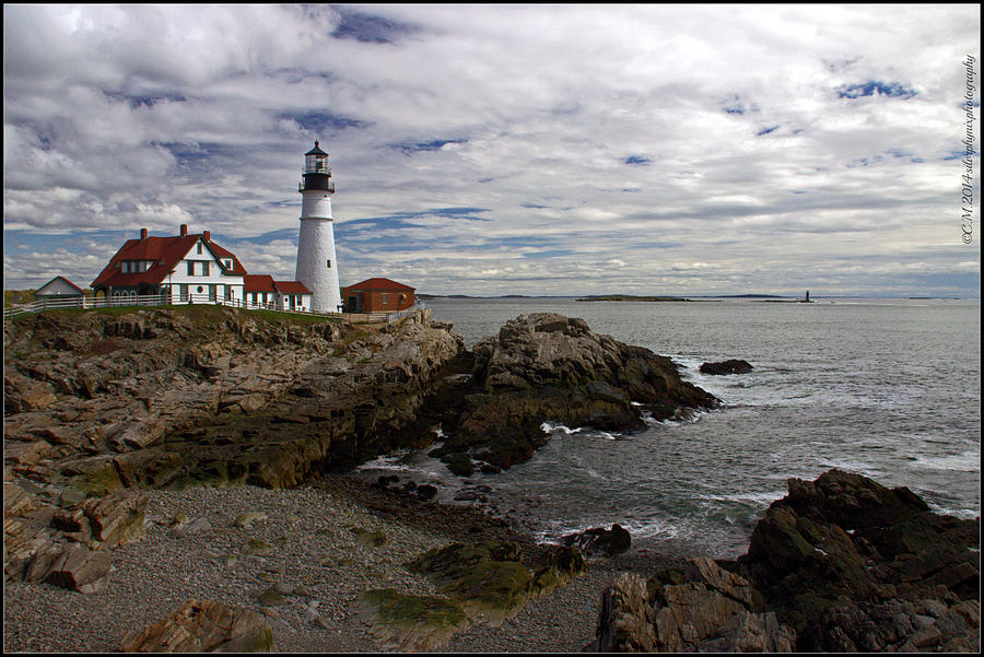 Portland Headlight Photograph - Maine Splendor by Catherine Melvin