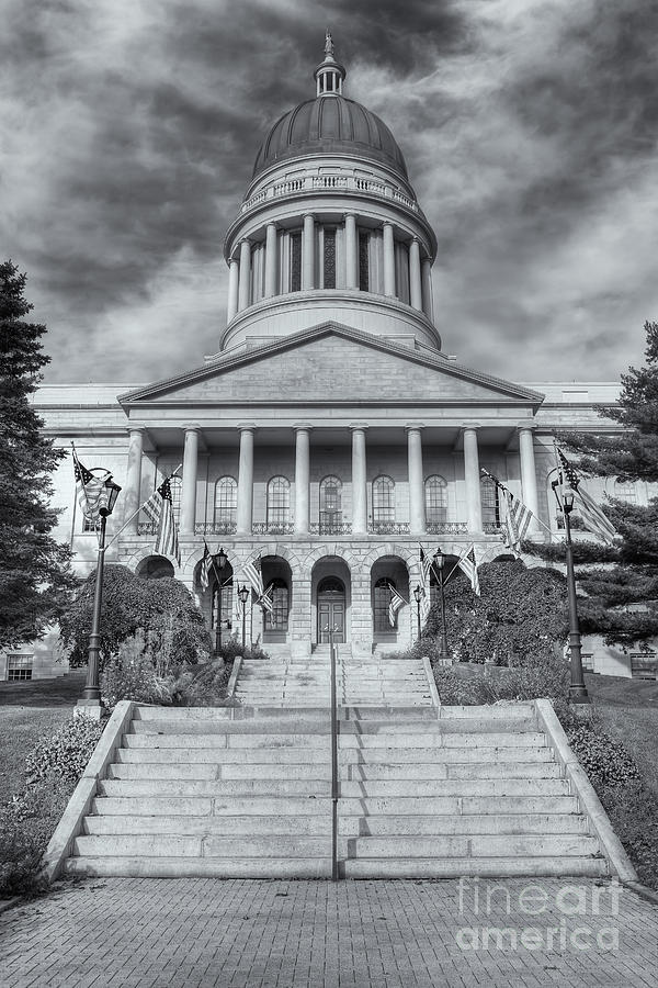 Maine State House VI Photograph by Clarence Holmes