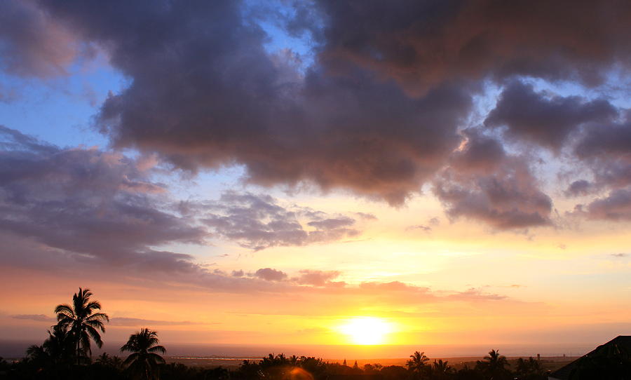 Makamaka Sunset Photograph by Reefyarea