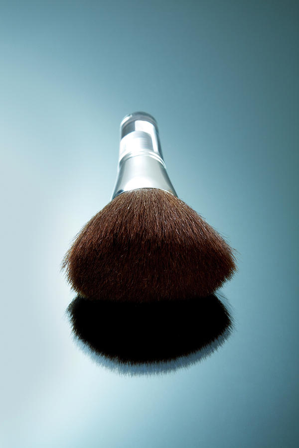 Make-up Brush Photograph by Kate Jacobs/science Photo Library