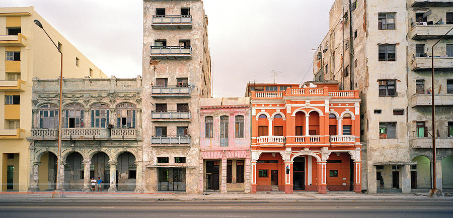 Malecon In Havana Photograph by Shaun Higson