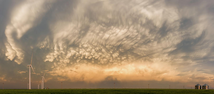 Landscape Photograph - Mammatus by Rob Darby