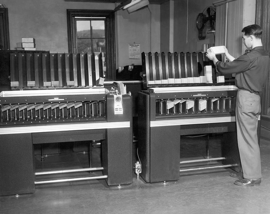 Man Loading Punch Cards Photograph by Underwood Archives | Pixels