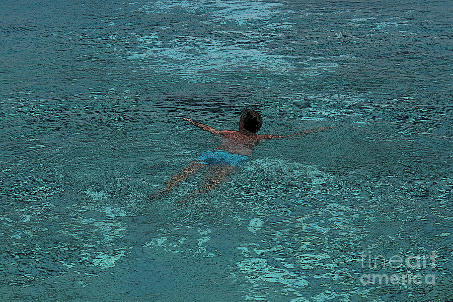Man swimming Digital Art by Patricia Hofmeester