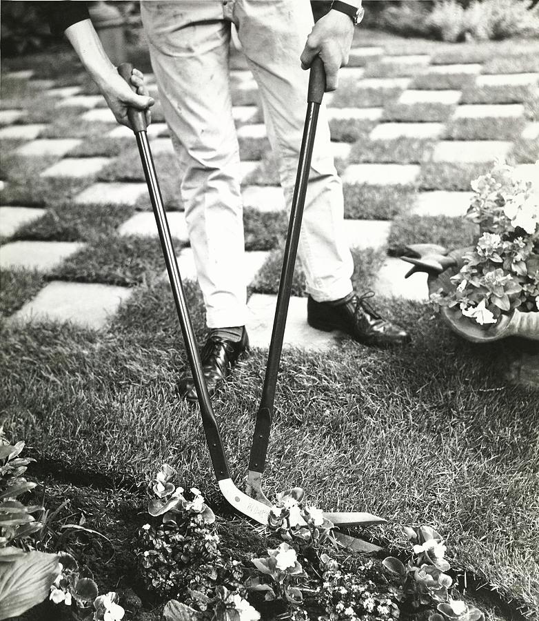 Man Using Turf Trimmers Photograph by Pedro E. Guerrero