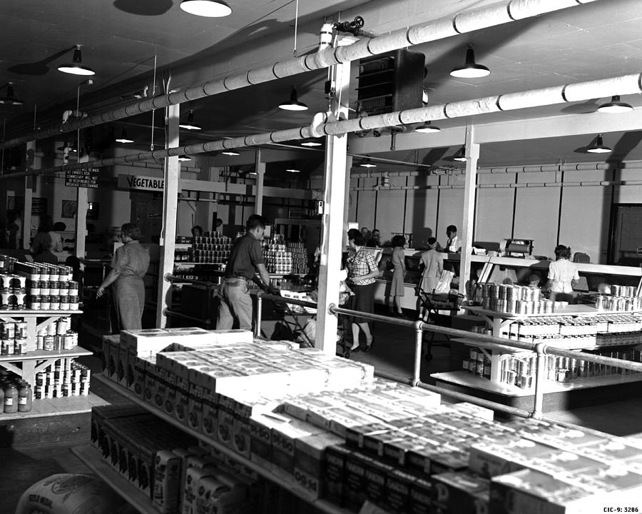 Manhattan Project Commissary Photograph by Science Source