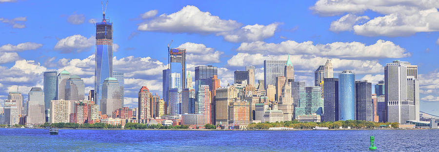 Manhattan Skyline - New York Photograph by Www.35mmnegative.com