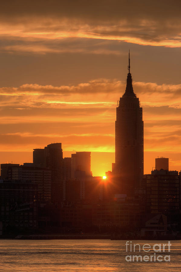Manhattan Sunrise I Photograph by Clarence Holmes