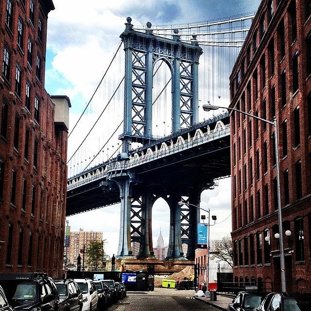 New York City Photograph - Manhattan Bridge by Akiba Saeedi