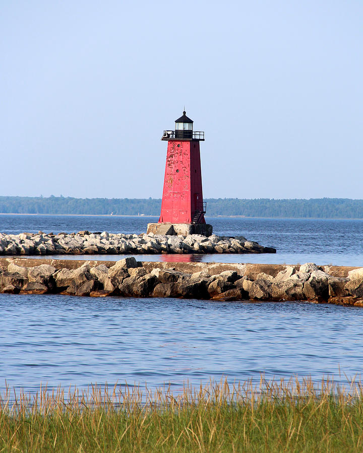 Manistique East Breakwater Lighthouse Photograph by George Jones