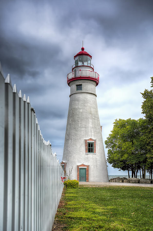 Marblehead Lighthouse Photograph by Deborah Penland