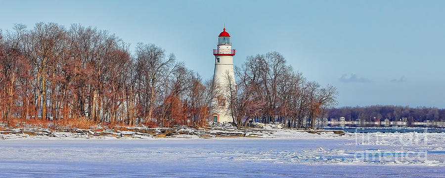 Marblehead Lighthouse in Winter Photograph by Jack Schultz