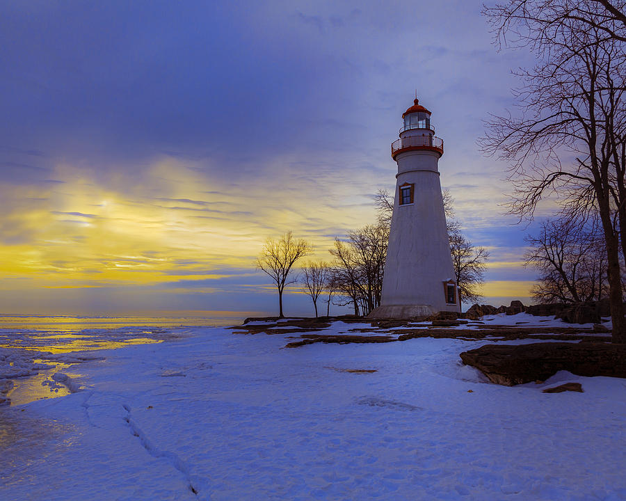 Marblehead Lighthouse Winter Sunrise Photograph by Jack R Perry