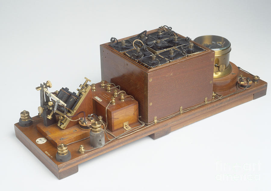 Marconis Wireless Telegraph, 1899 Photograph by Clive Streeter / Dorling Kindersley / Science Museum, London