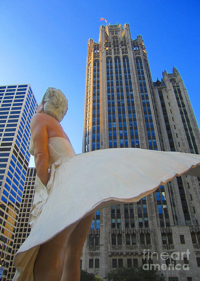 Marilyn in the Windy City Photograph by Mary Pille | Fine Art America