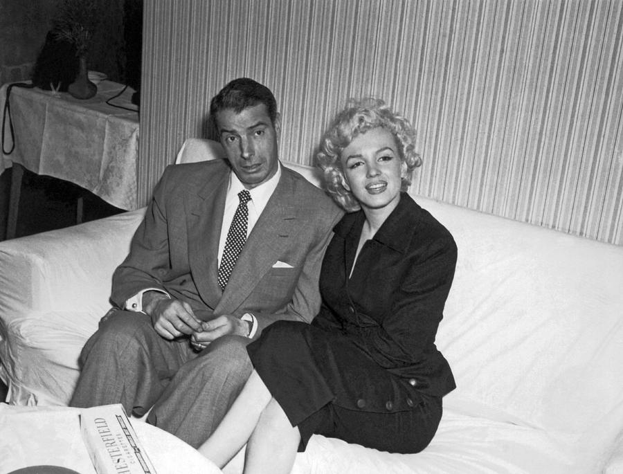 Marilyn Monroe And Joe DiMaggio Photograph by Underwood Archives