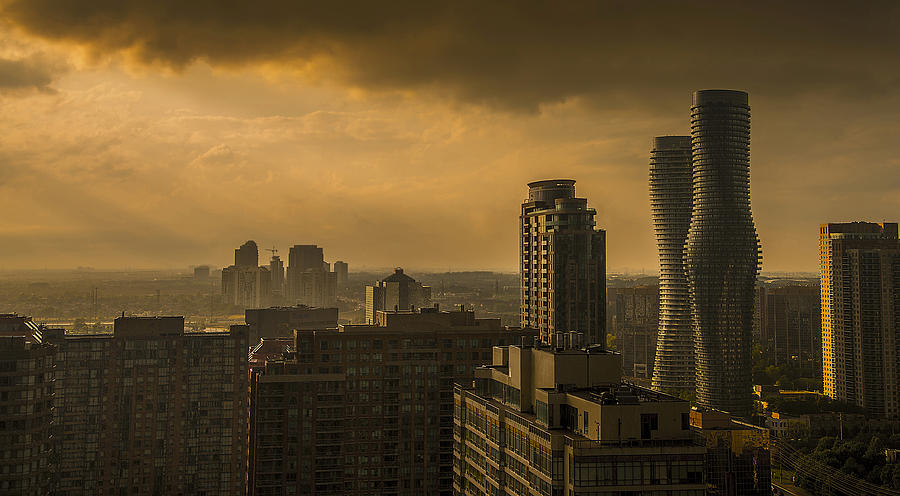 Marilyn Monroe Buildings MIssissauga Photograph by Bill Cubitt