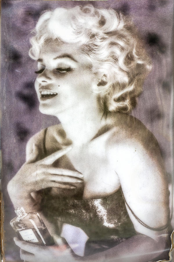 Marilyn Monroe Photograph - Marilyn Monroe by Sherman Perry