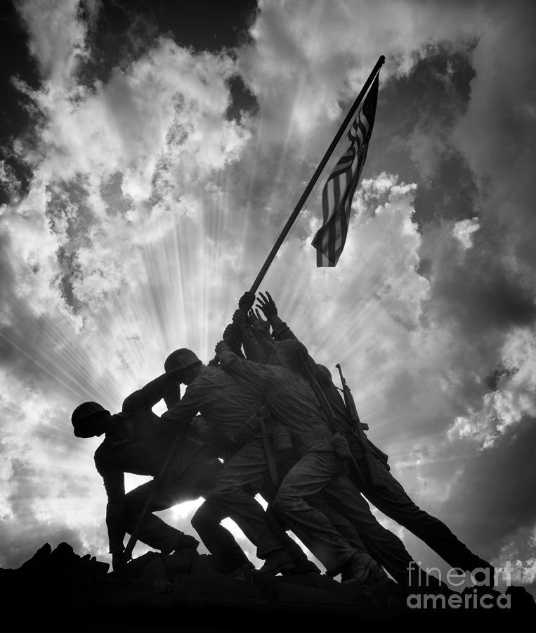 Marine Corps War Memorial Photograph by Jerry Fornarotto
