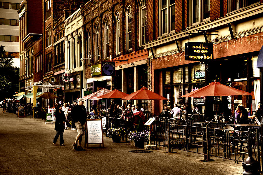 Market Square - Knoxville Tennessee Photograph by David Patterson