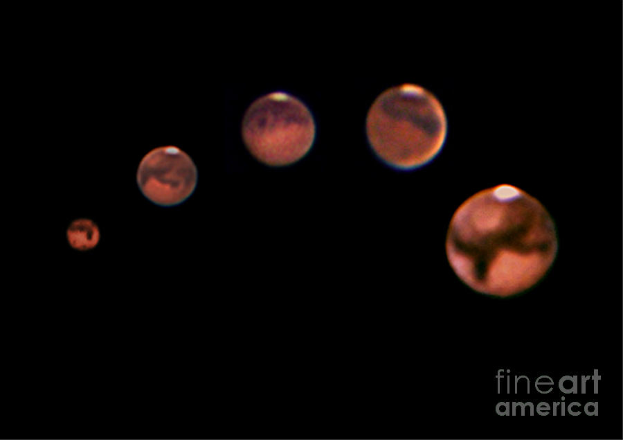 Mars Perigee Sequence Photograph by John Chumack