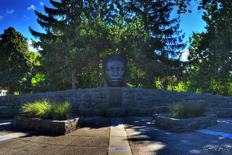 01 Martin Luther King Jr Memorial Photograph by Michael Frank Jr