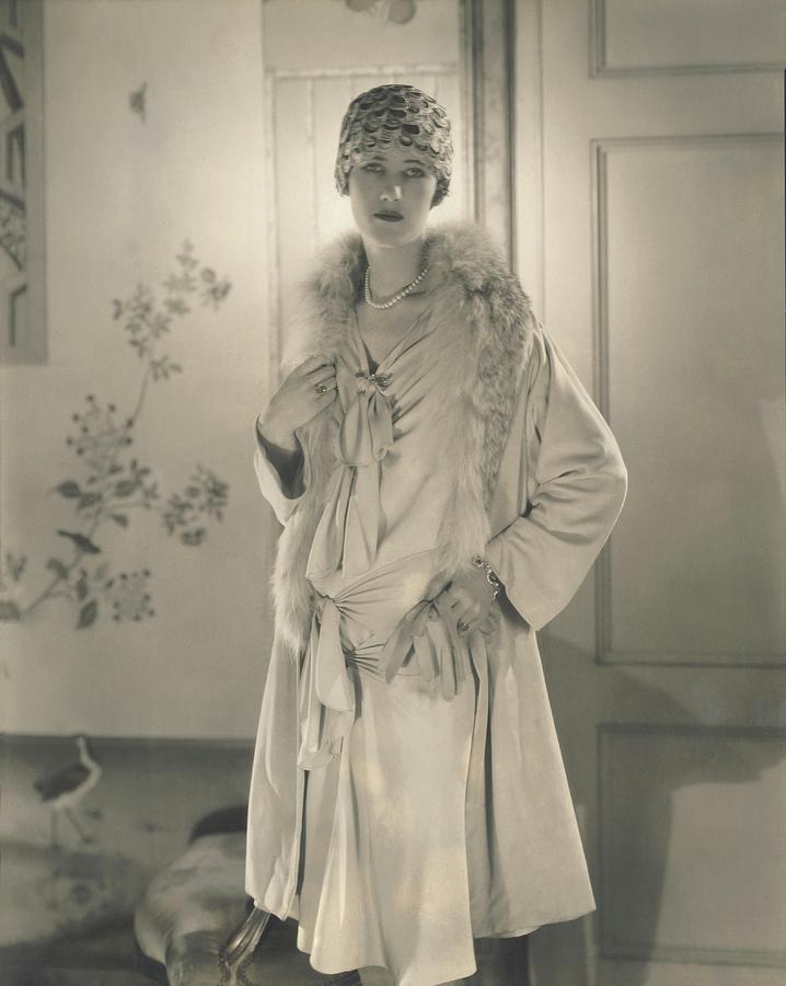 Mary Heberdeen Wearing A Paquin Dress Photograph by Edward Steichen
