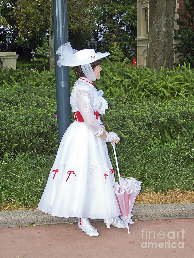 Mary Poppins - Epcot Photograph by Tom Doud