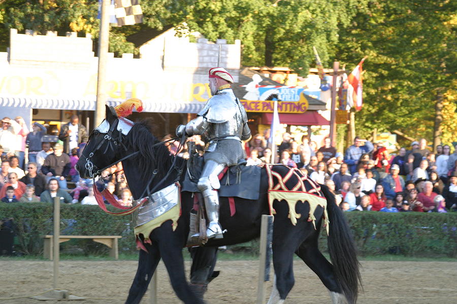 Maryland Renaissance Festival - Jousting and Sword Fighting - 121233 Photograph by DC Photographer