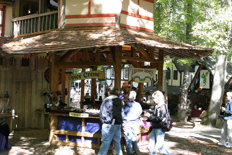 Maryland Renaissance Festival Merchants 121222 Photograph by DC