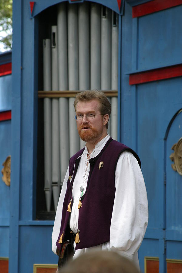 Maryland Renaissance Festival - Mike Rose - 12122 Photograph by DC Photographer