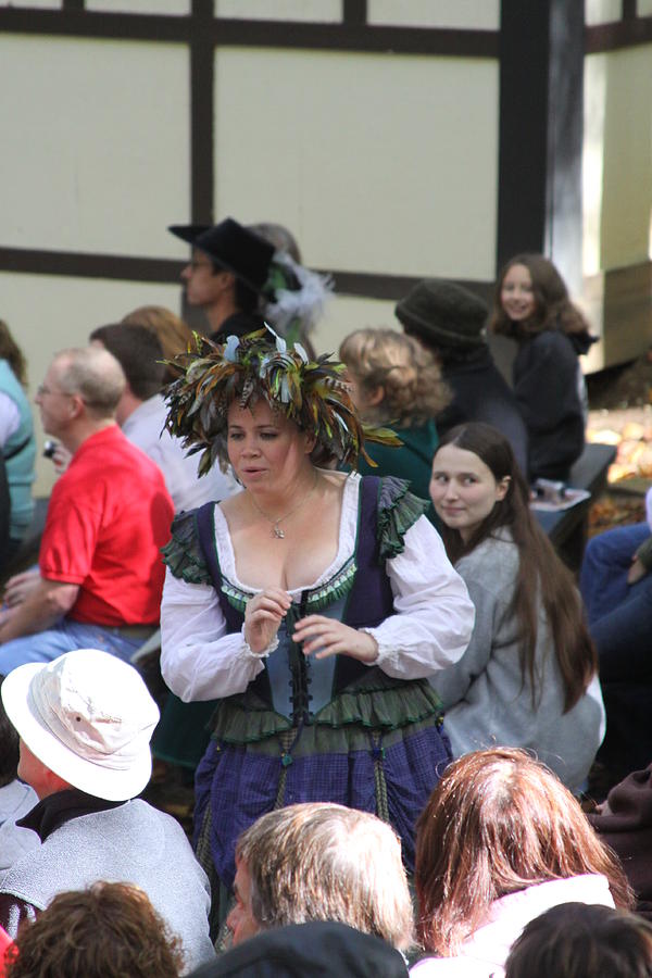 Maryland Photograph - Maryland Renaissance Festival - People - 121243 by DC Photographer