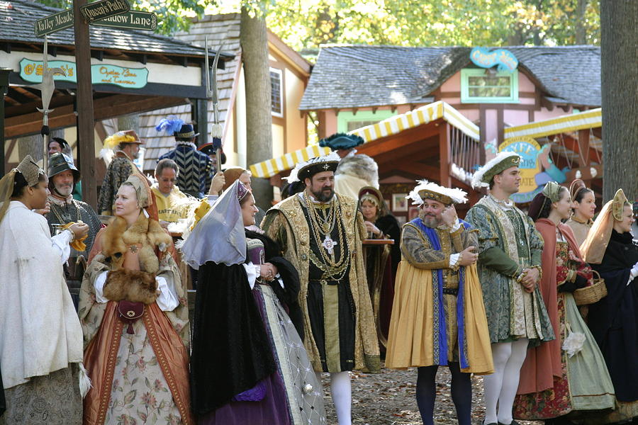 Maryland Photograph - Maryland Renaissance Festival - People - 12126 by DC Photographer