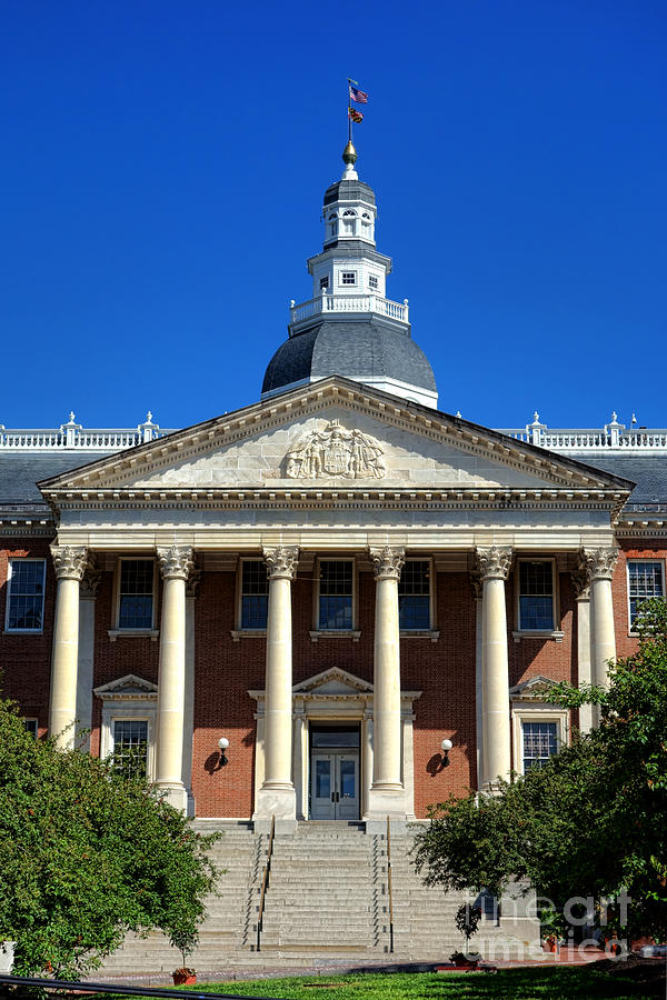 Maryland State House in Annapolis Photograph by Olivier Le Queinec