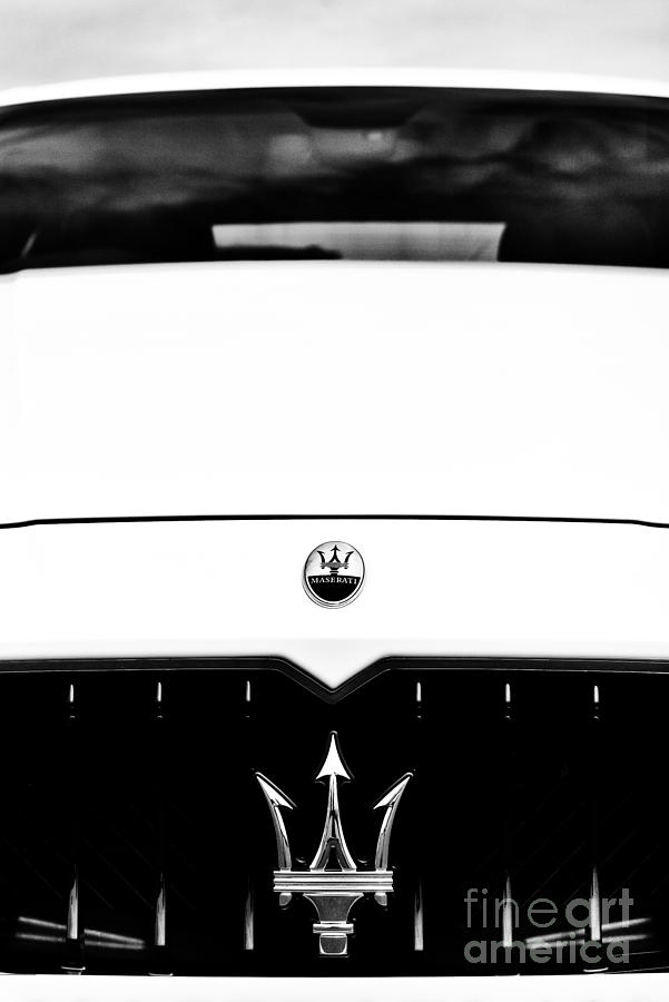 Abstract Photograph - Maserati Ghilbli by Tim Gainey