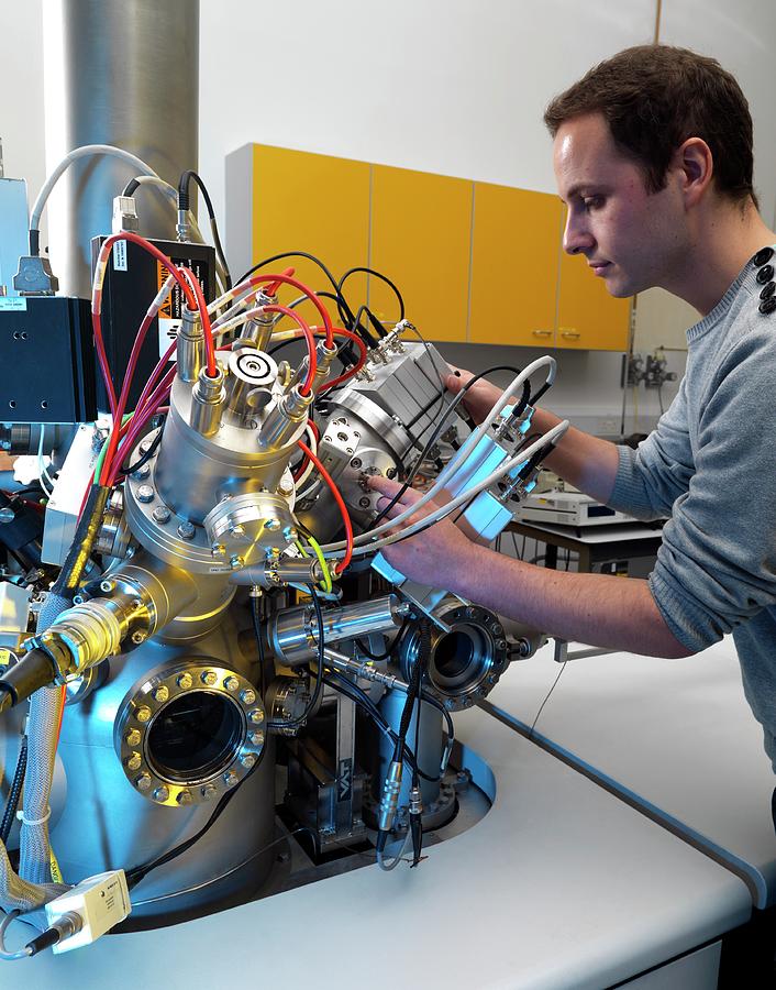 Mass Spectrometer Photograph by Andrew Brookes, National Physical Laboratory/science Photo Library