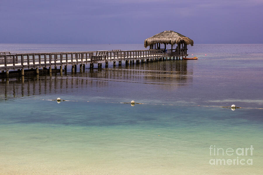 Maya Key Pier At Roatan Photograph by Suzanne Luft