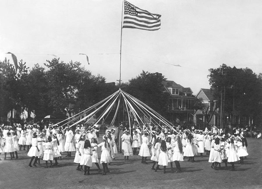 Sacramento Photograph - Maypole Dance by Underwood Archives