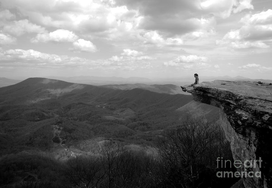 McAfee Knob Appalachian Trail Photograph by Glenn Gordon
