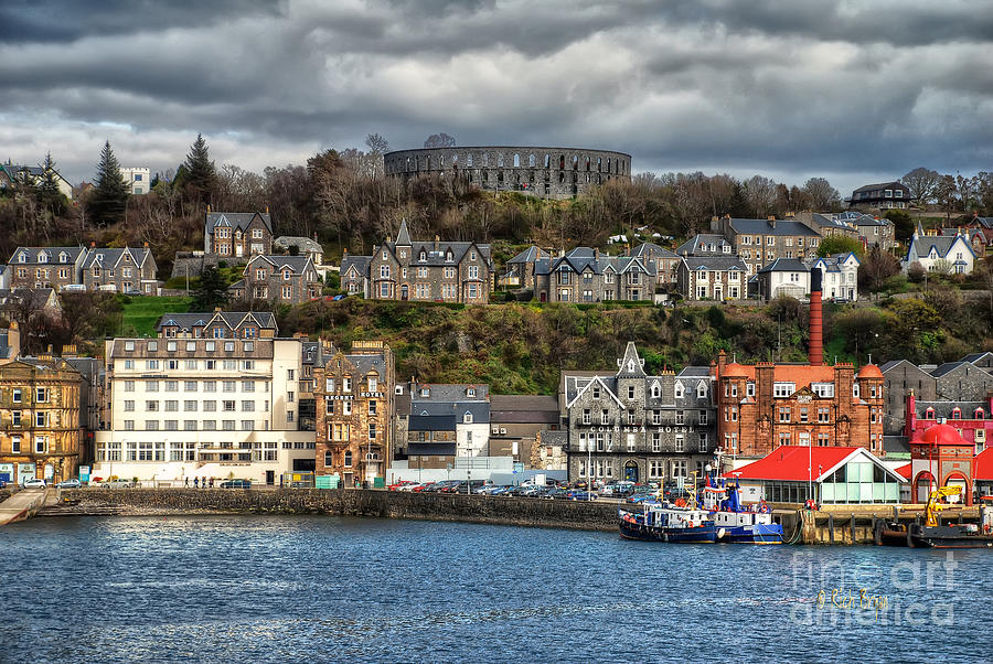 McCaigs Tower at Oban Photograph by Lois Bryan