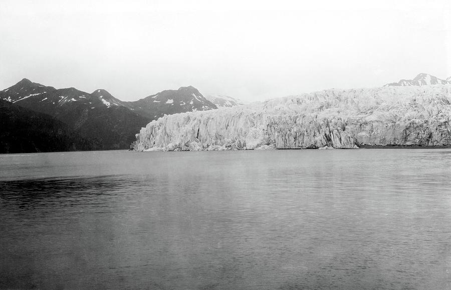 Mccarty Glacier Photograph by Ulysses Sherman Grant, Nsidc, Wdc/science Photo Library
