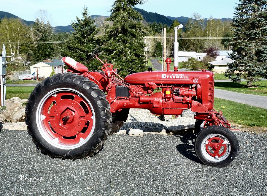 Vintage McCormick Farmall Tractor Photograph by A L Sadie Reneau