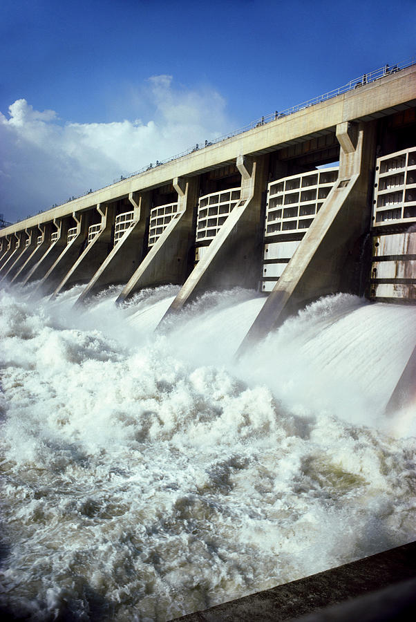 Mcnary Dam Spillway Photograph by Earl Roberge | Fine Art America