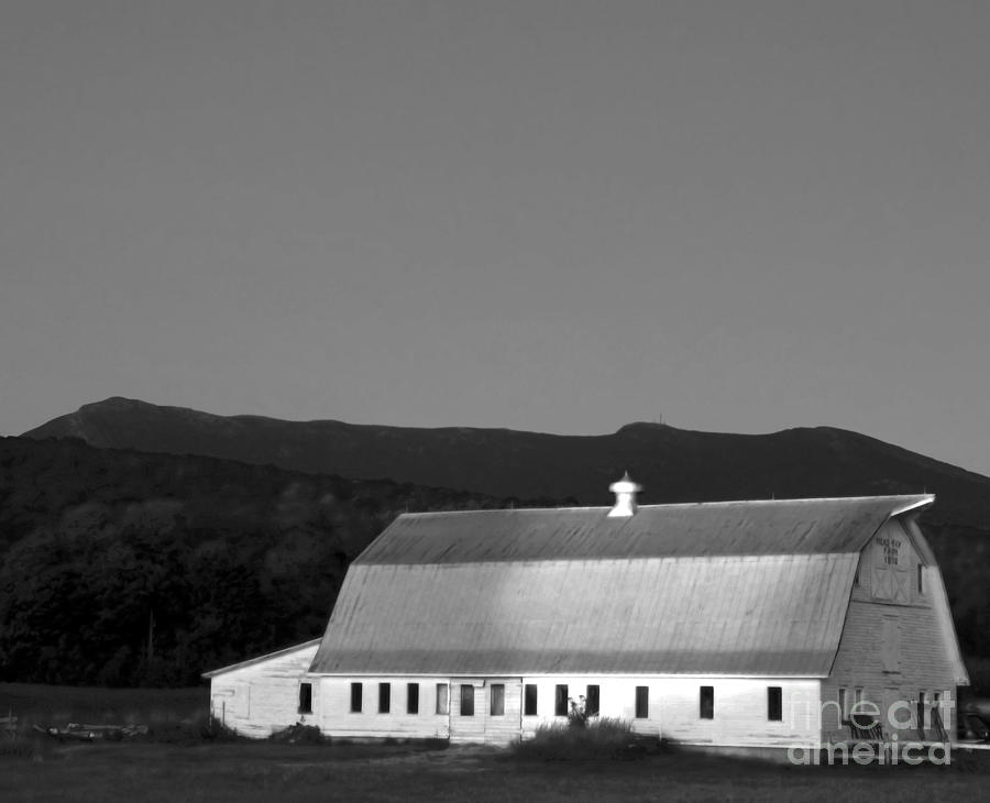 Barn Photograph - Mead-Fay Farm 2 - BW by James Aiken